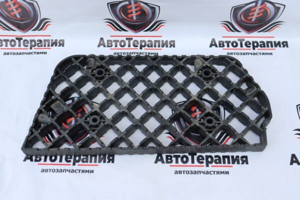 Накладка нижней левой подножки Shacman x5000 DZ14251249903